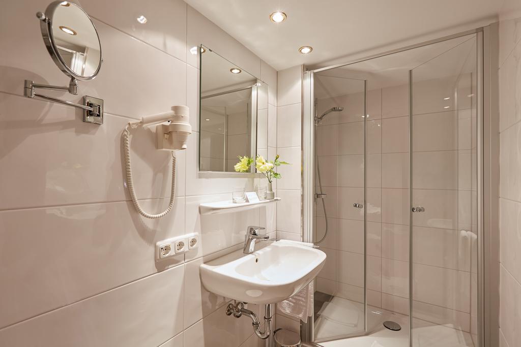 Hotel Edelweiss Garni Garmisch-Partenkirchen Ngoại thất bức ảnh